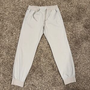 Men’s Hollister Relaxed Twill Joggers~Size Medium~Tan